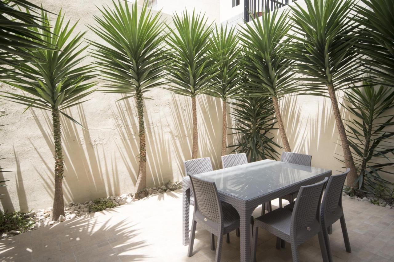 Azure Haven - Gzira Apartments And Penthouse By Shortletsmalta ภายนอก รูปภาพ