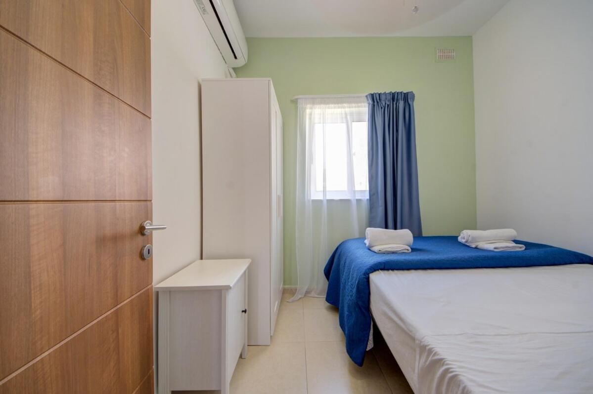 Azure Haven - Gzira Apartments And Penthouse By Shortletsmalta ห้อง รูปภาพ